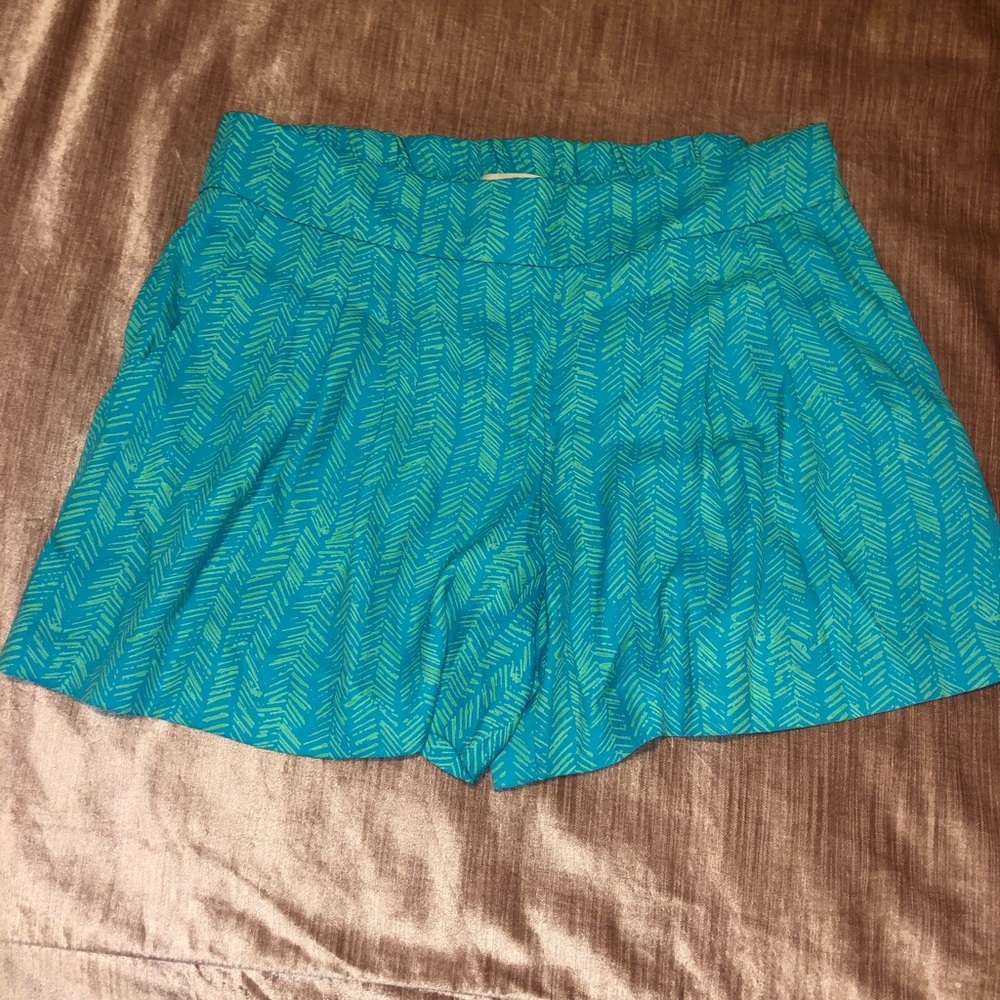 Loft Shorts